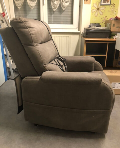 Fauteuil releveur Mossy 4 moteurs 850 Sierentz (68)