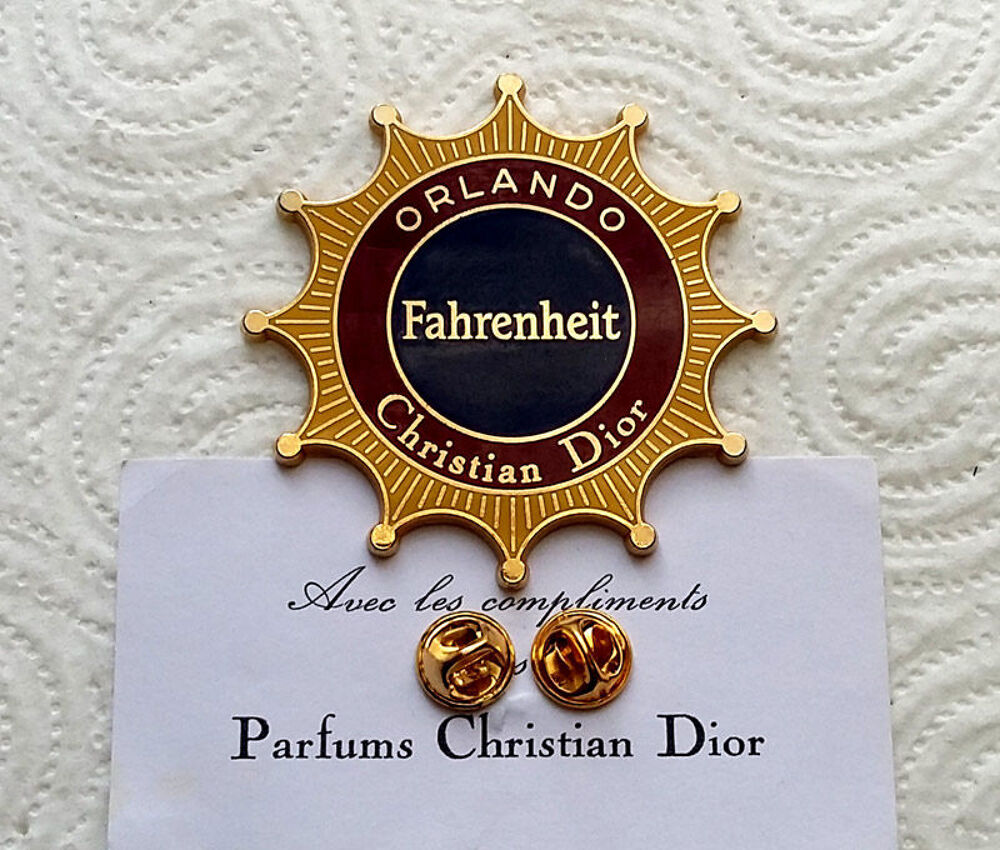 Pin's Christian Dior parfum Farenheit 