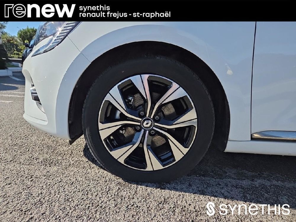 Clio V Clio E-Tech full hybrid 145 Evolution 2023 occasion 83600 Fr&eacute;jus