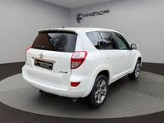 RAV 4 RAV4 150 D-CAT 4WD FAP Lounge A 2011 occasion 93390 Clichy-sous-Bois