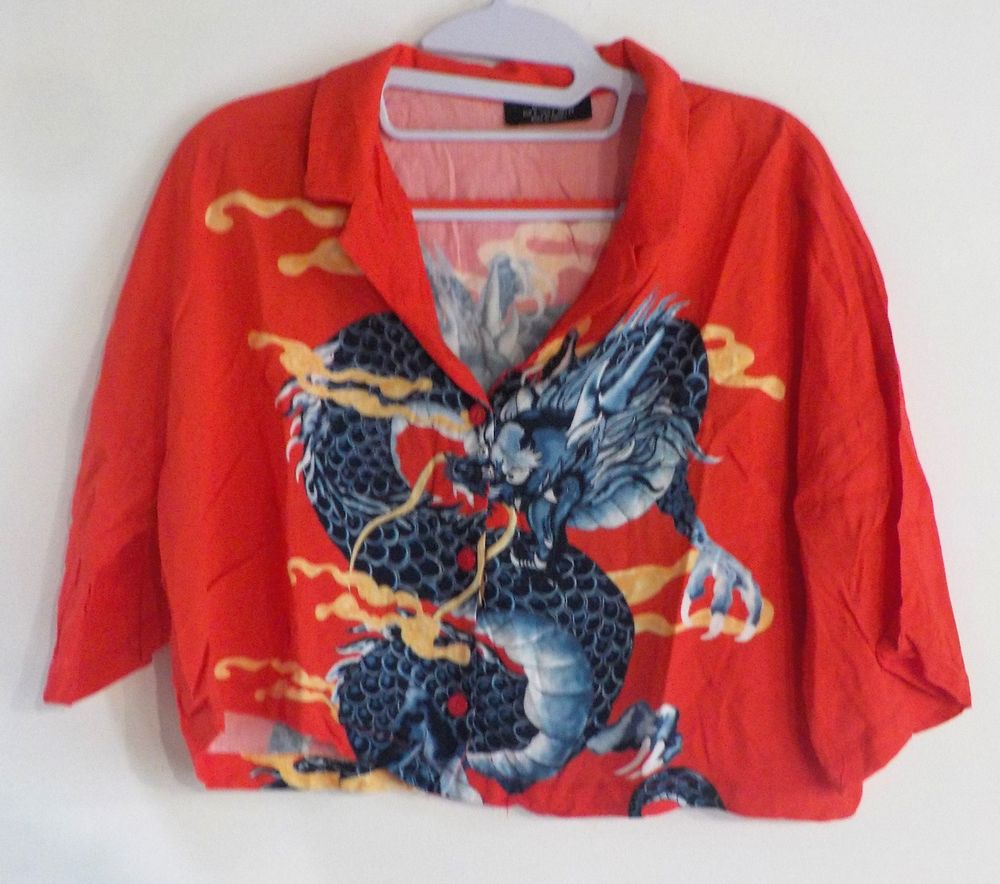 CHEMISIER COURT ROUGE BERSHKA TAILLE S Vtements