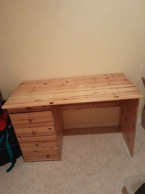 Bureau enfant 115 Saint-Galmier (42)