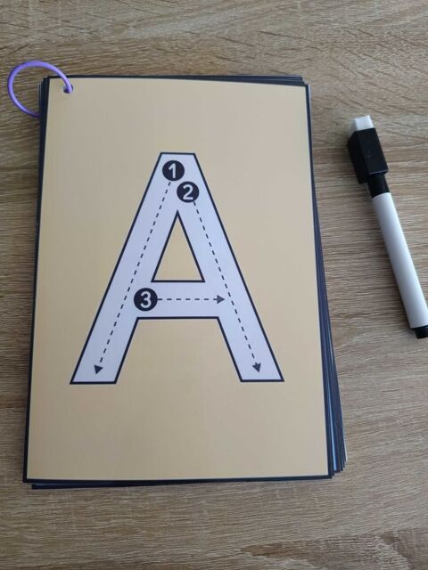 Montessori l'alphabet en majuscule 6 Hrouville-Saint-Clair (14)