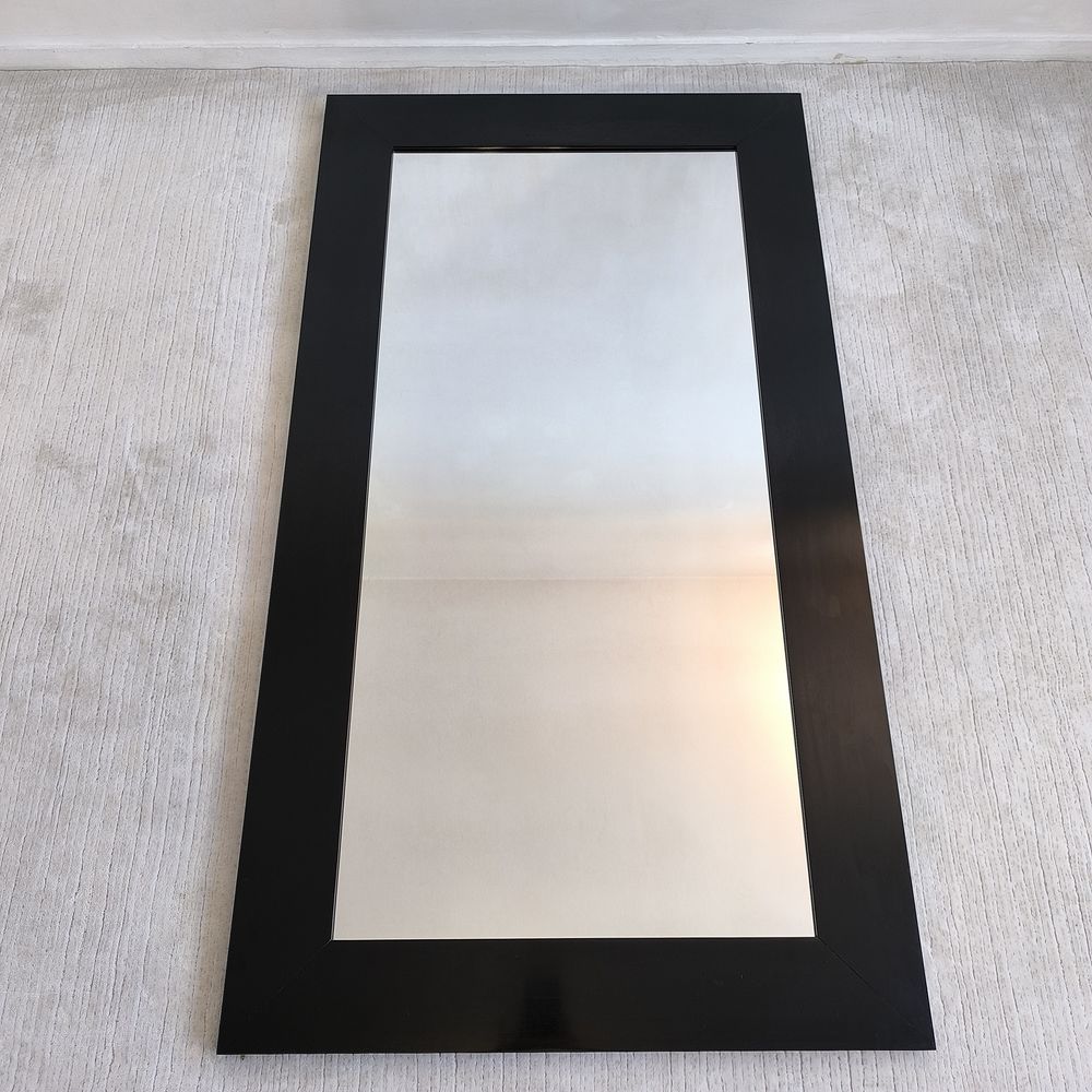 Tr&egrave;s beau grand miroir intemporel, noir laqu&eacute; Barbara Barry Décoration