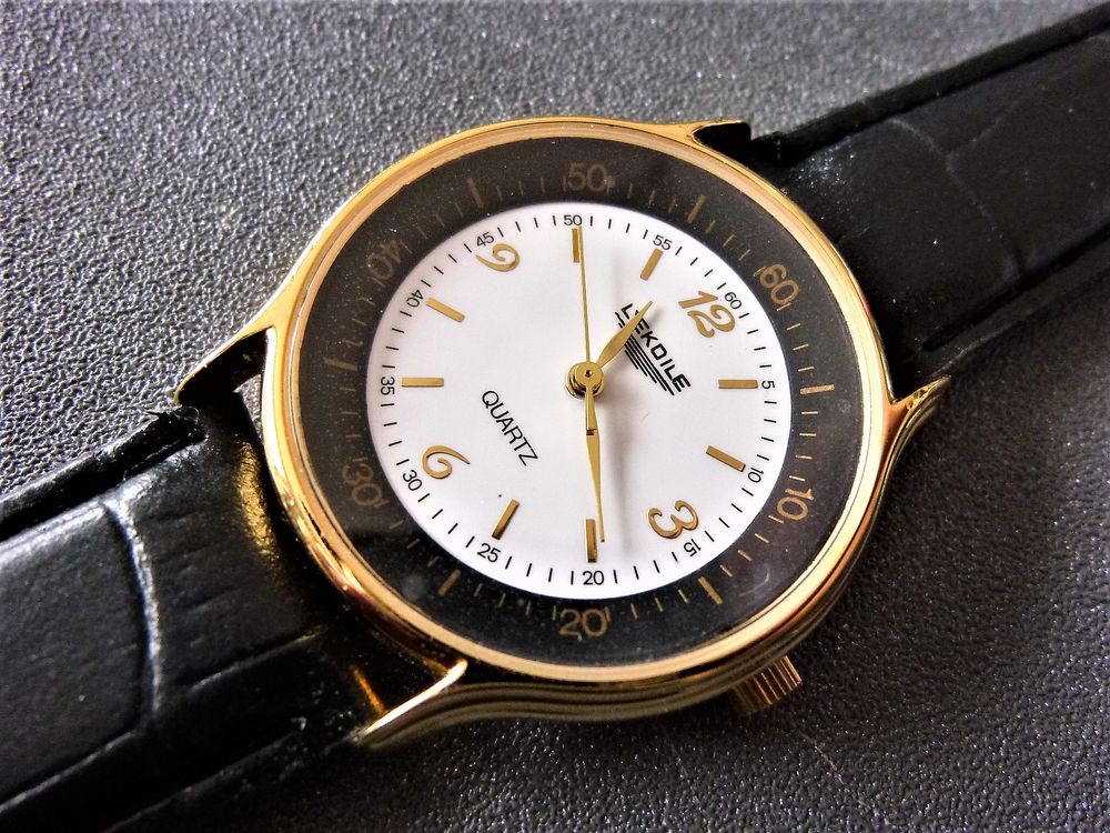 L'EKOILE double line montre homme 1980 ANQ1064 Bijoux et montres