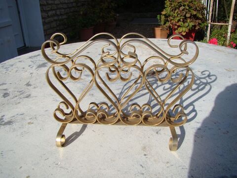 Ancien porte-courrier / porte-lettres ann�es 1950 / 1960
25 Gargenville (78)