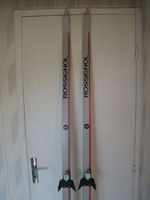 Skis de fond ROSSIGNOL Oural  200 cm 40 Gargenville (78)