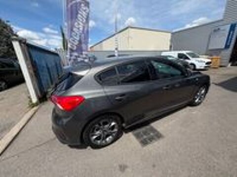Focus Ford ST-Line 1.0 EcoBoost 125 CH MHEV 2021 occasion 69120 Vaulx-en-Velin