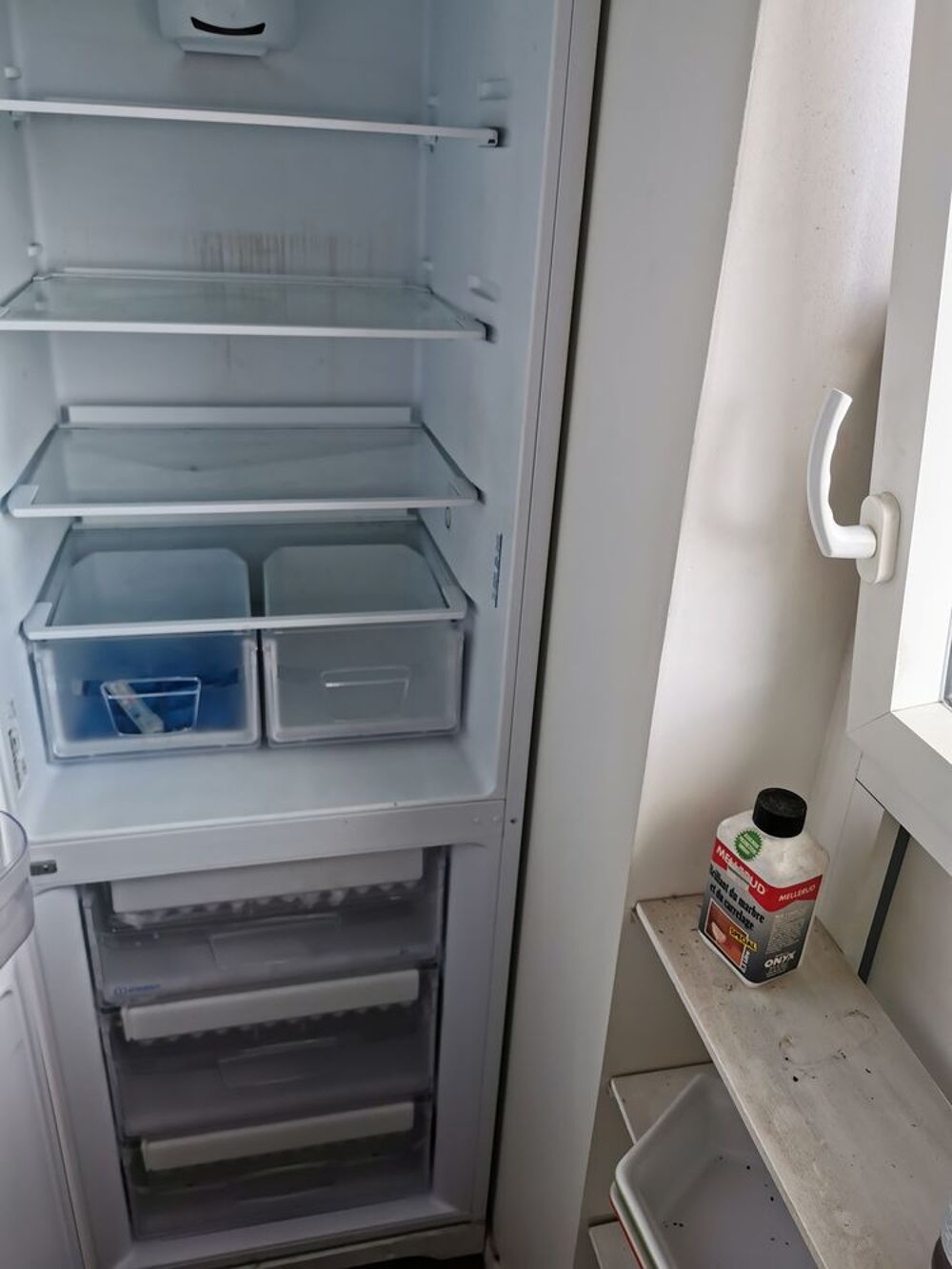 R&eacute;frig&eacute;rateur-cong&eacute;lateur INDESIT combi BIAA13PKDR
Electroménager
