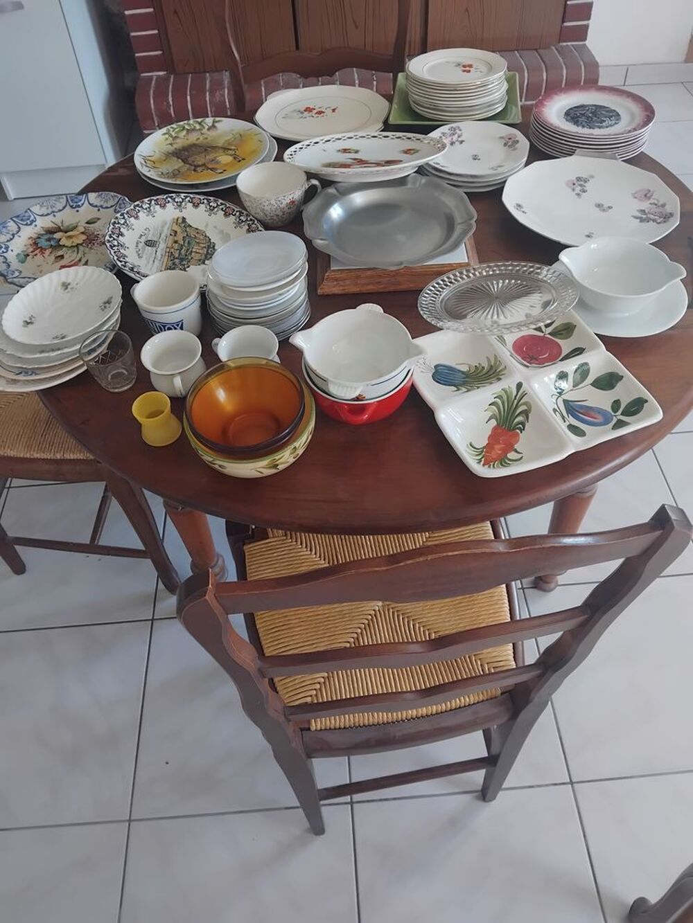 A donner lots de belles assiettes Cuisine