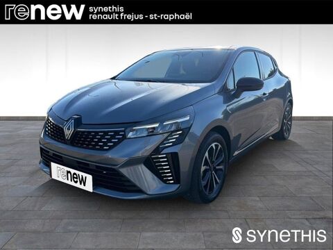 Renault Clio V Clio E-Tech full hybrid 145 ch GSR2 Techno 2025 occasion Fr&eacute;jus 83600