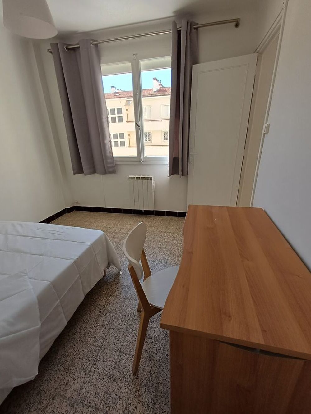 Location Appartement T3 refait neuf  56 m2 Toulon