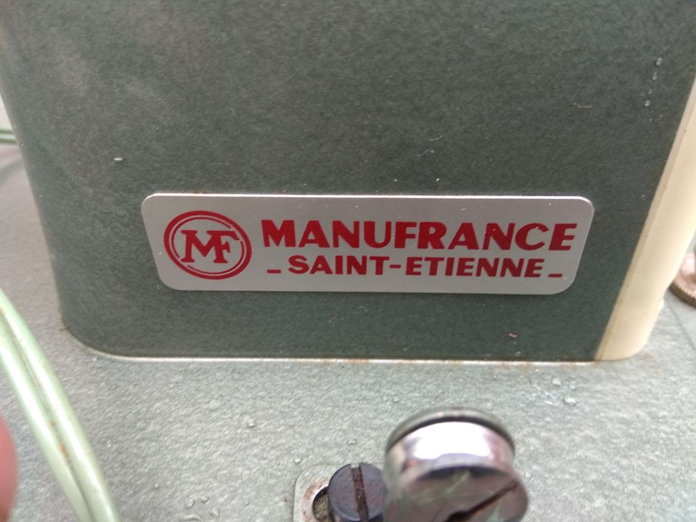 machine a coudre Electroménager