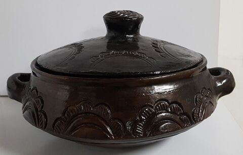 Soupi�re en poterie Art africain 30 Marignane (13)