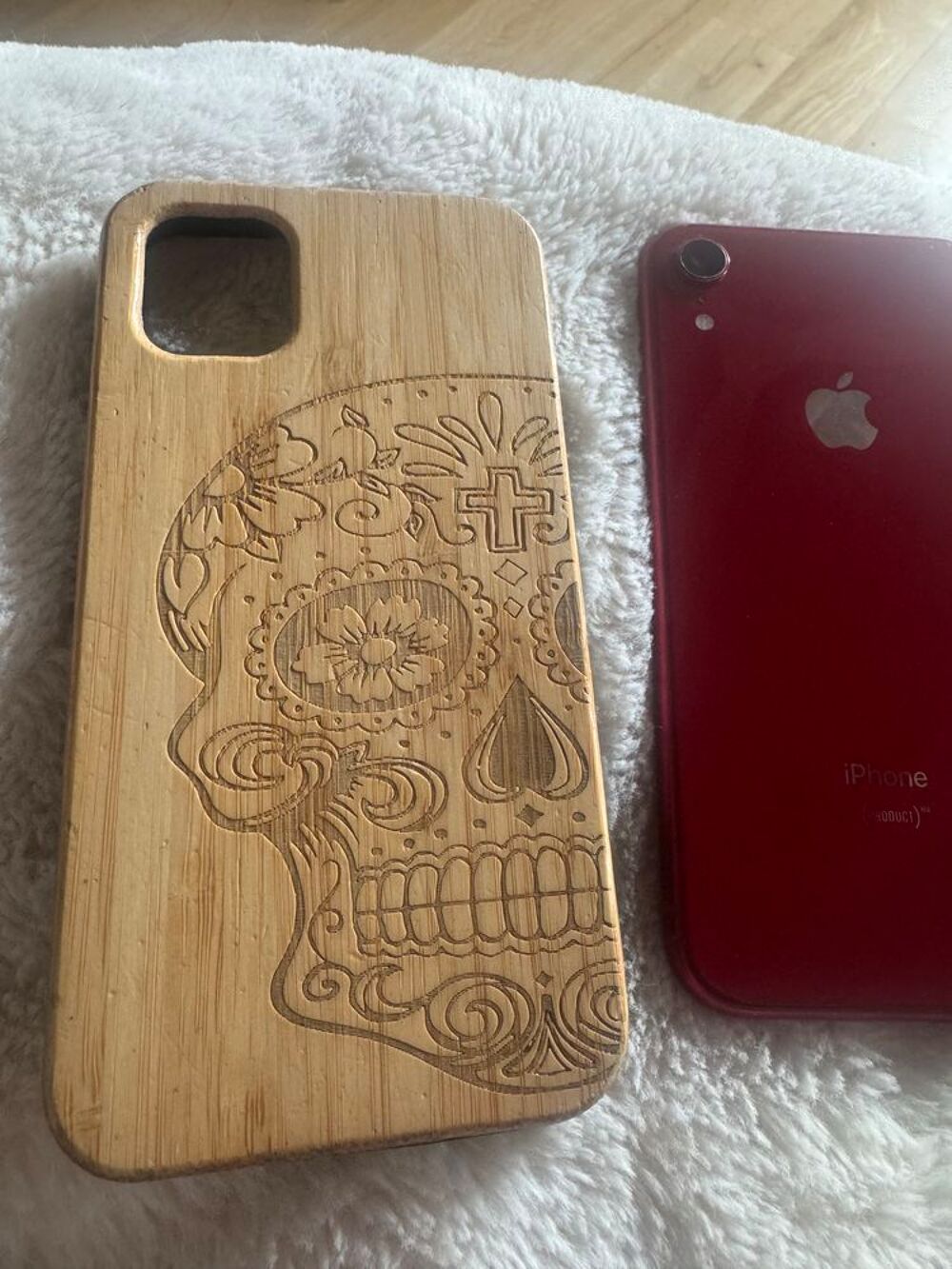 iPhone XR rouge Téléphones et tablettes