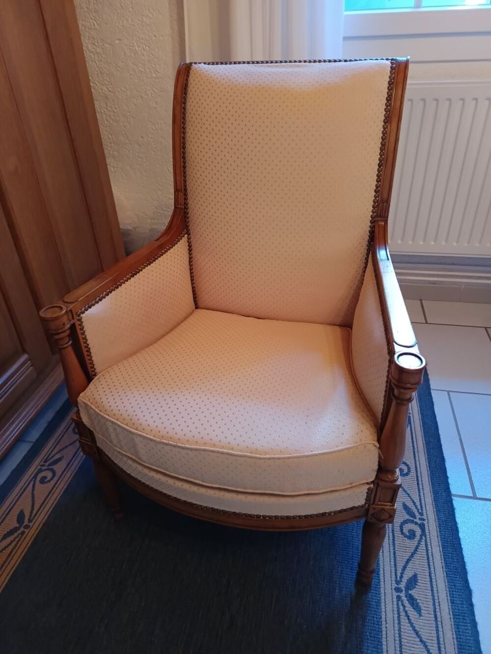fauteuil styl&eacute; Meubles