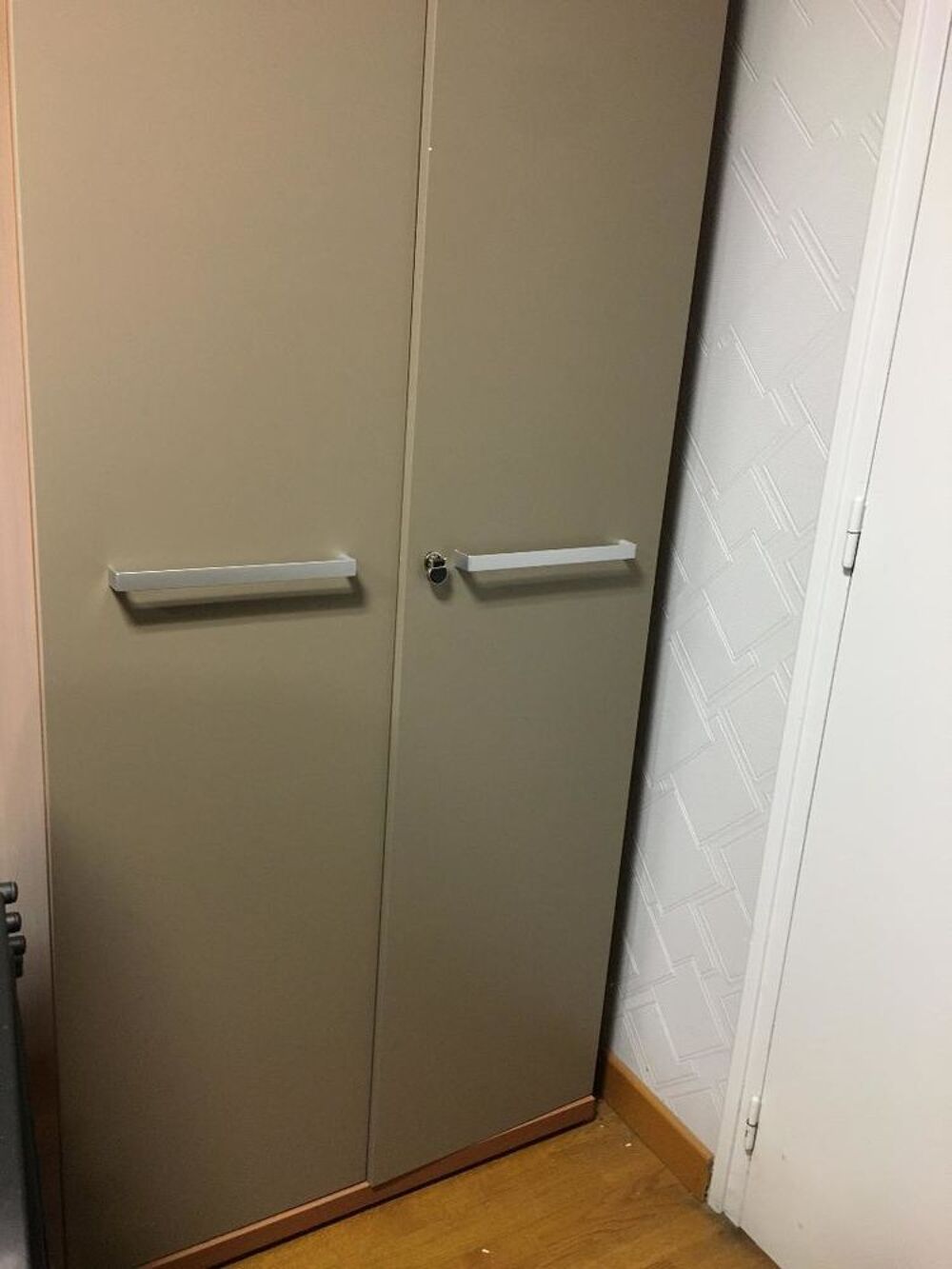 Armoire de bureau Meubles
