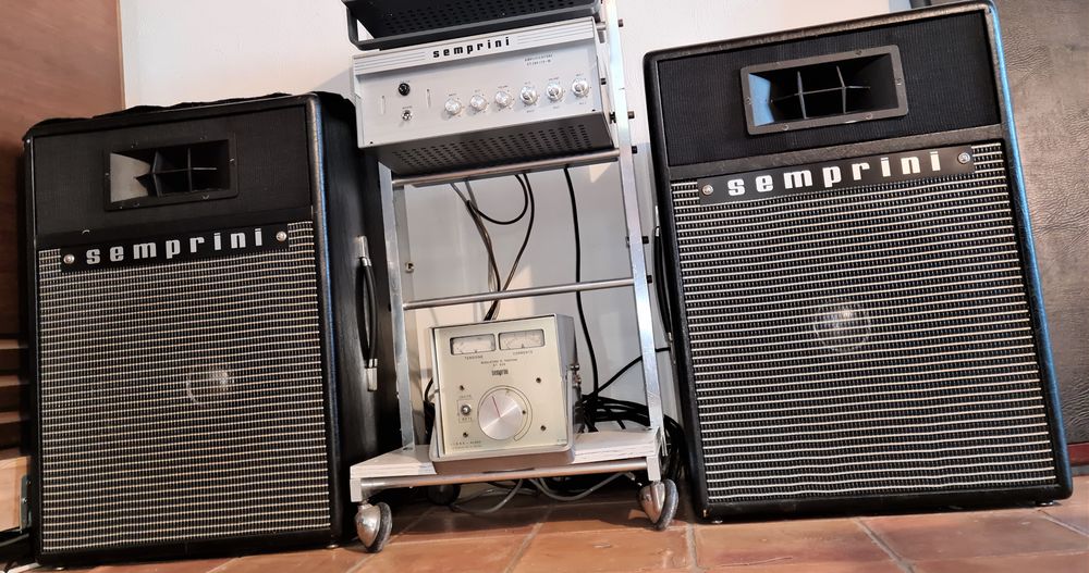 2 enceintes sonorisation collection SEMPRINI Instruments de musique