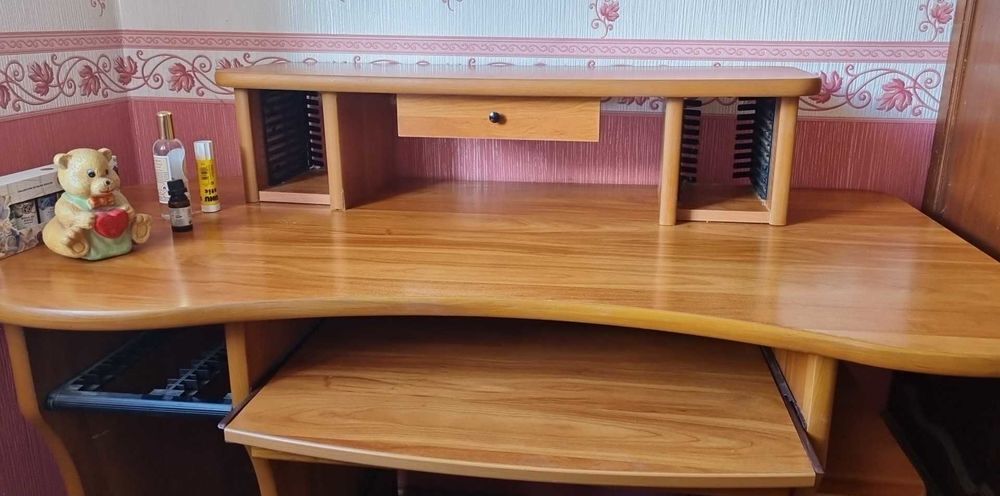 Meuble bureau informatique poirier teint&eacute; merisier Meubles