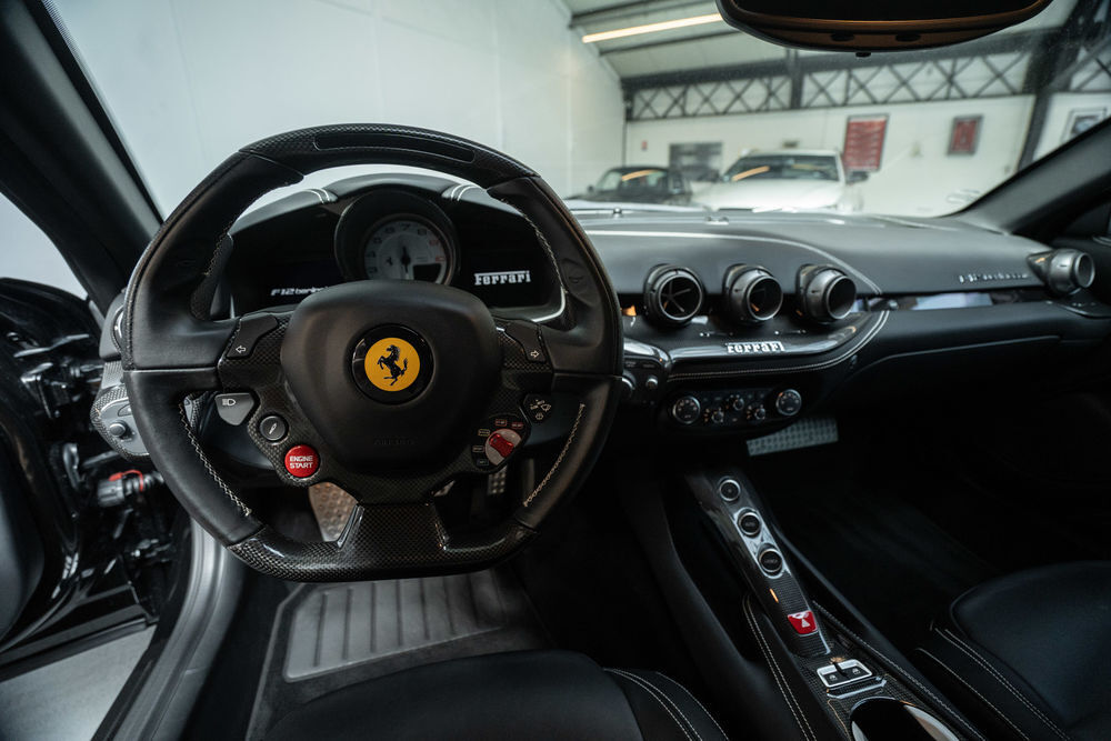F12 Berlinetta V12 6.0 740ch 2016 occasion 75014 Paris