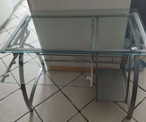 Bureau informatique en verre 15 Pringy (74)