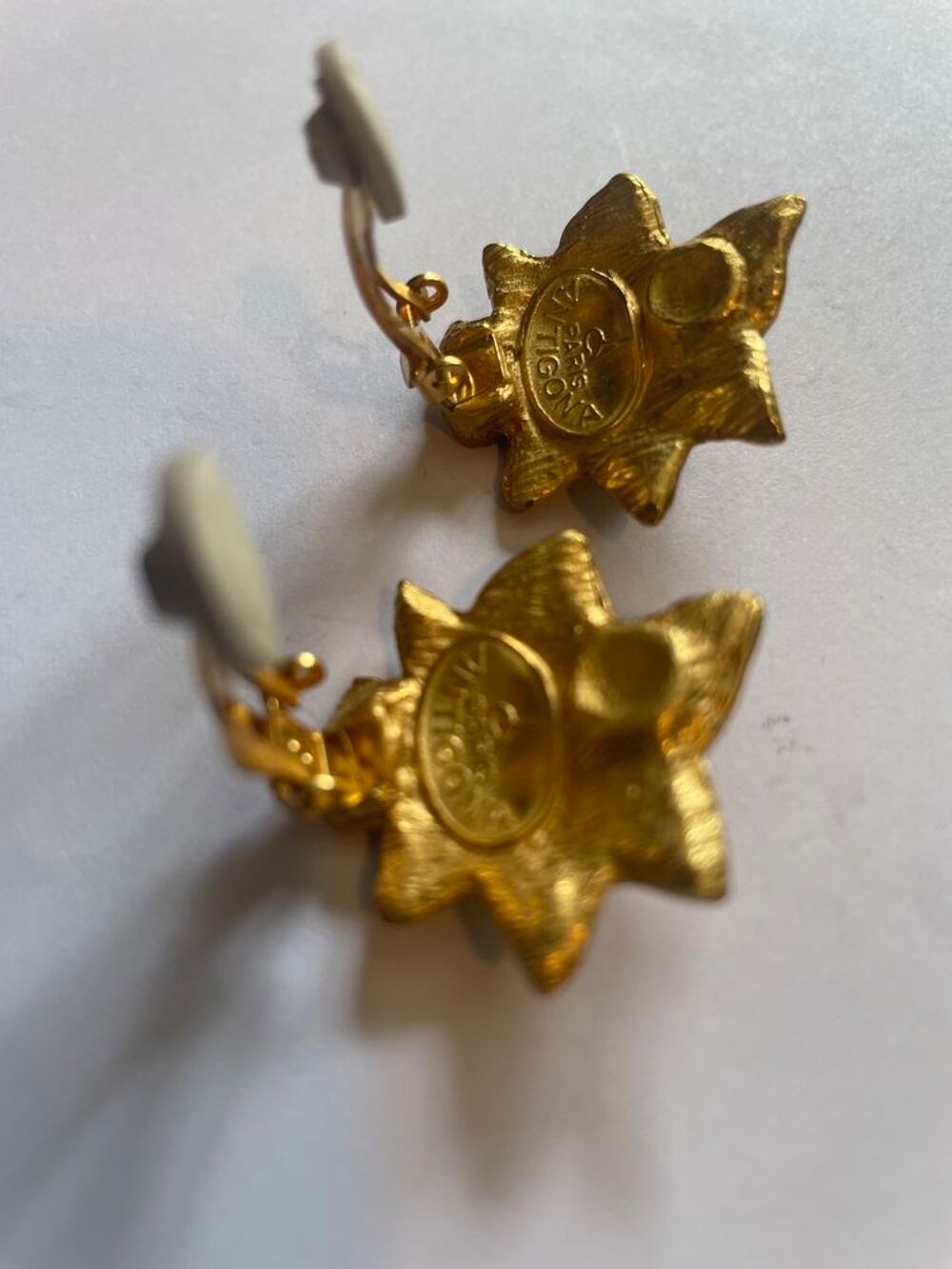 BO Boucles d'Oreilles dor&eacute;e &eacute;toile croisillon ANTIGONA Bijoux et montres