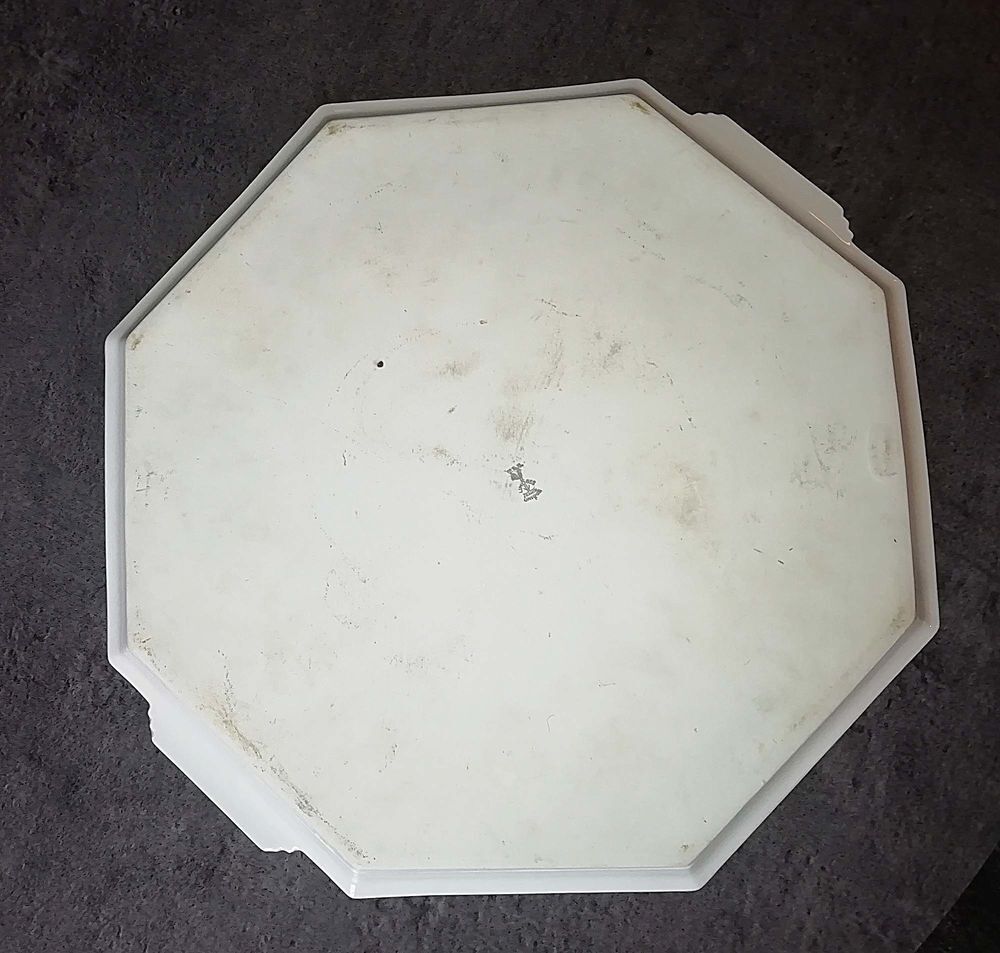 Tr&egrave;s beau plat octogonal 1935-1947 TB &eacute;tat sur Arbus 64230 Décoration