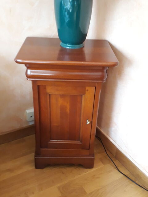 table de nuit 50 Poissy (78)