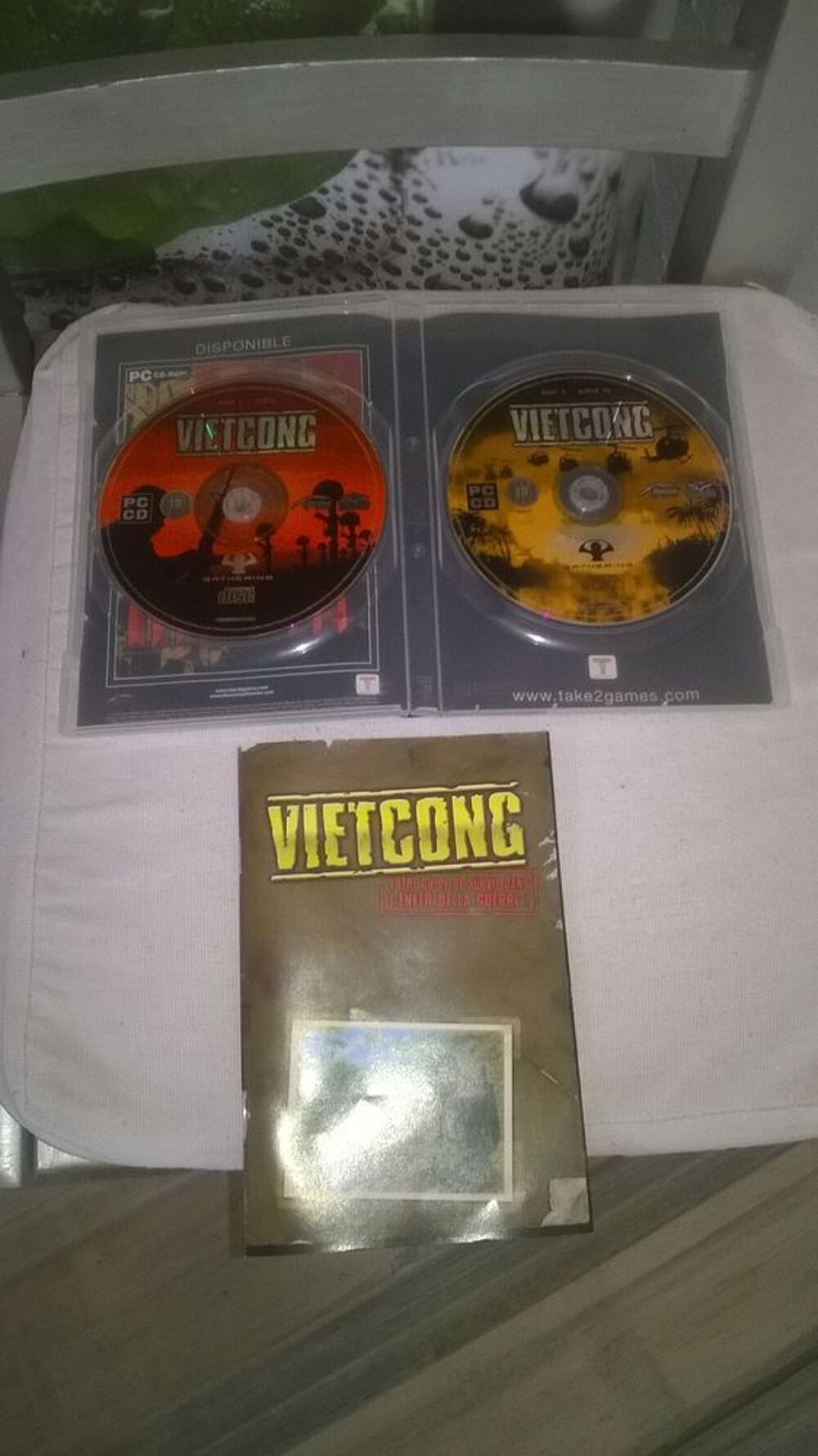 Jeux PC Vietcong 
2003
Excellent etat
Double cd
Vietcong Consoles et jeux vidéos