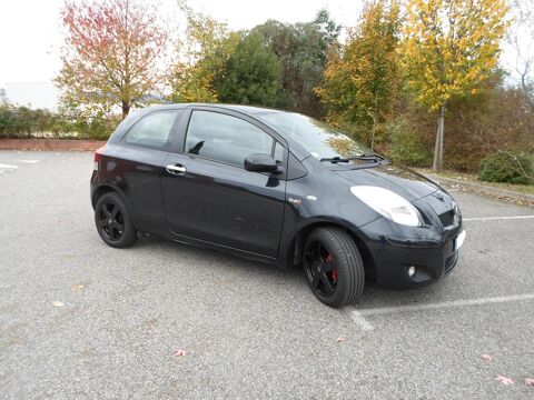 Toyota Yaris 1.4 - 90 D-4D Confort 2011 occasion Portes-lès-Valence 26800