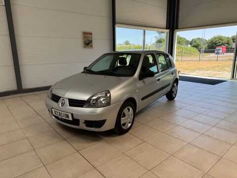 Renault Clio II Clio 1.2 Campus Dynamique 2007 occasion Brech 56400