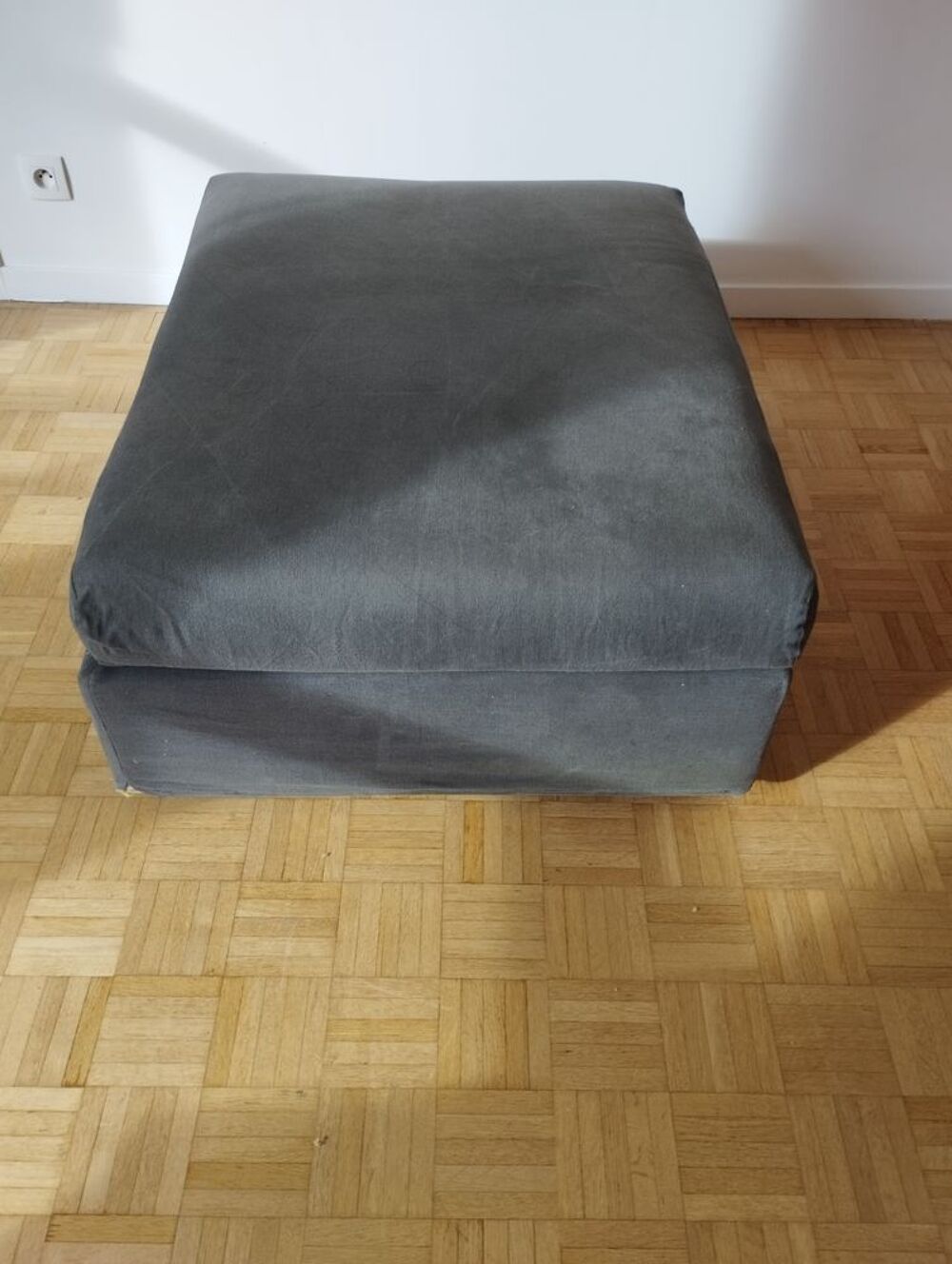 Pouf carr&eacute; Meubles