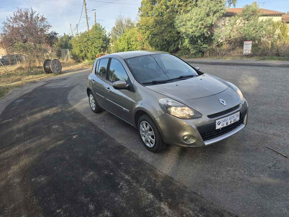 Clio III 1.5 dCi 105 eco2 Dynamique (6 CV) 2009 occasion 31140 Aucamville