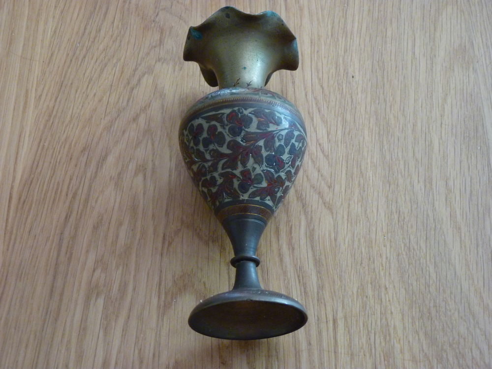 Vase laiton ancien Décoration