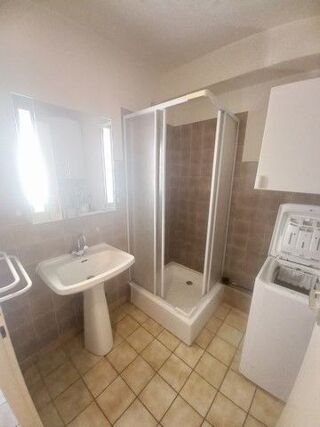  Appartement à louer 2 pièces 31 m²
