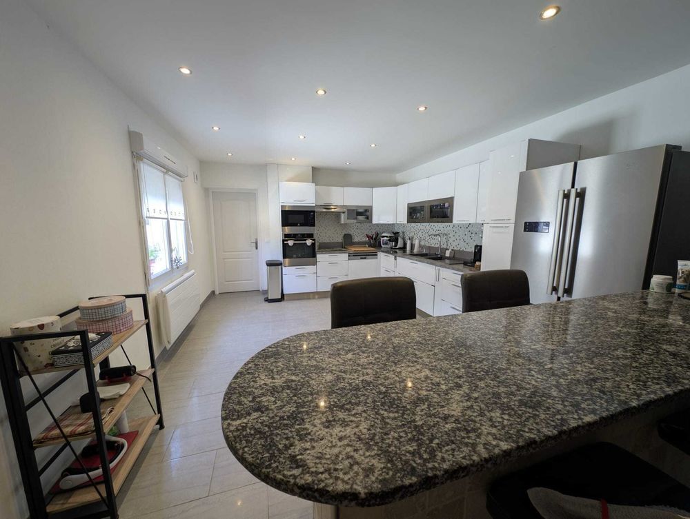 Vente Maison Maison à  vendre à  Houdan Ouerre