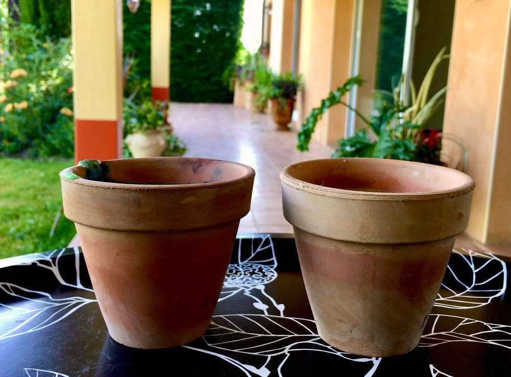 2 Bougies, pots en terre cuite (9 cm de haut, 10cm diam&egrave;tre) Décoration