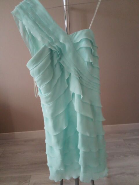 ROBE MANOUKIAN 30 Andr�zieux-Bouth�on (42)