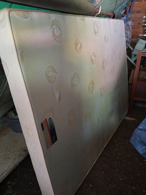 Sommier simmons 80 Cuers (83)