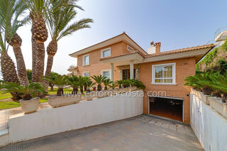  Villa � vendre 5 pi�ces 430 m� Torrevieja