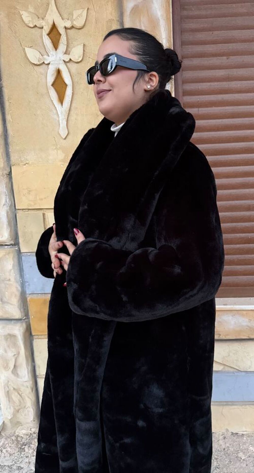 Manteau long en fourrure noire luxe €" El&eacute;gant &amp; intemporel &eth;Ÿ-&curren; Vêtements