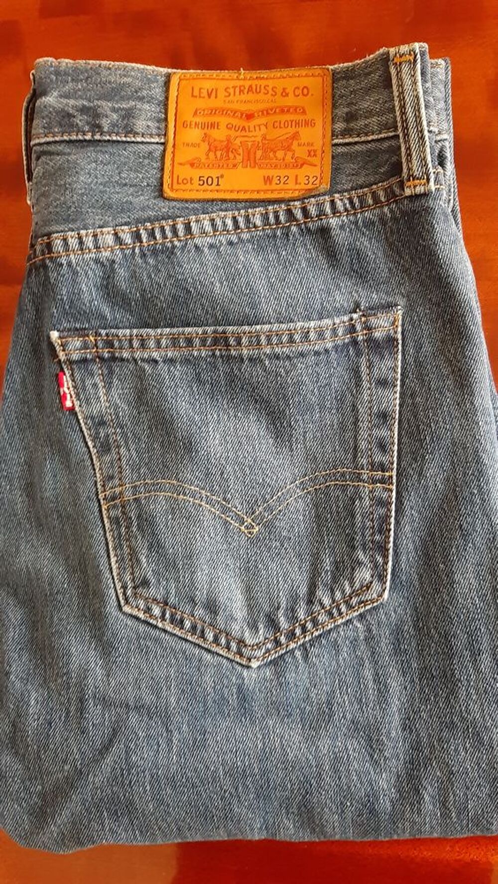 Levi Strauss 
Vêtements