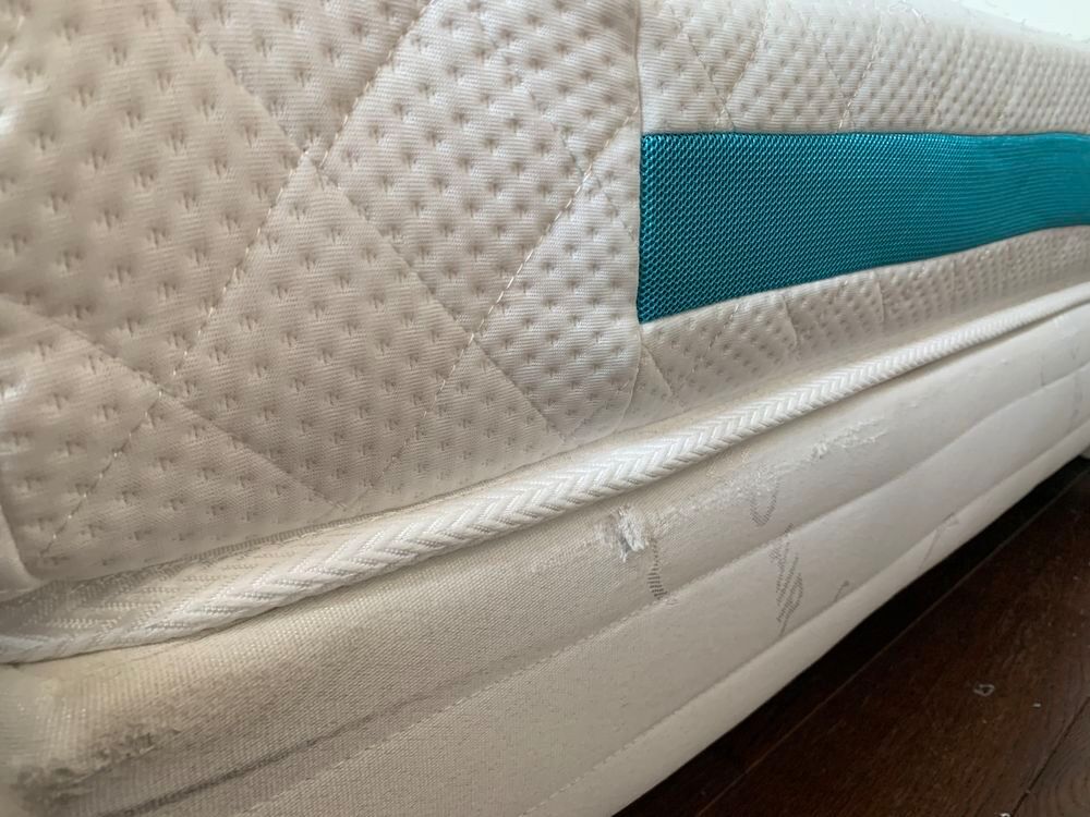 Lit: matelas + sommier Meubles