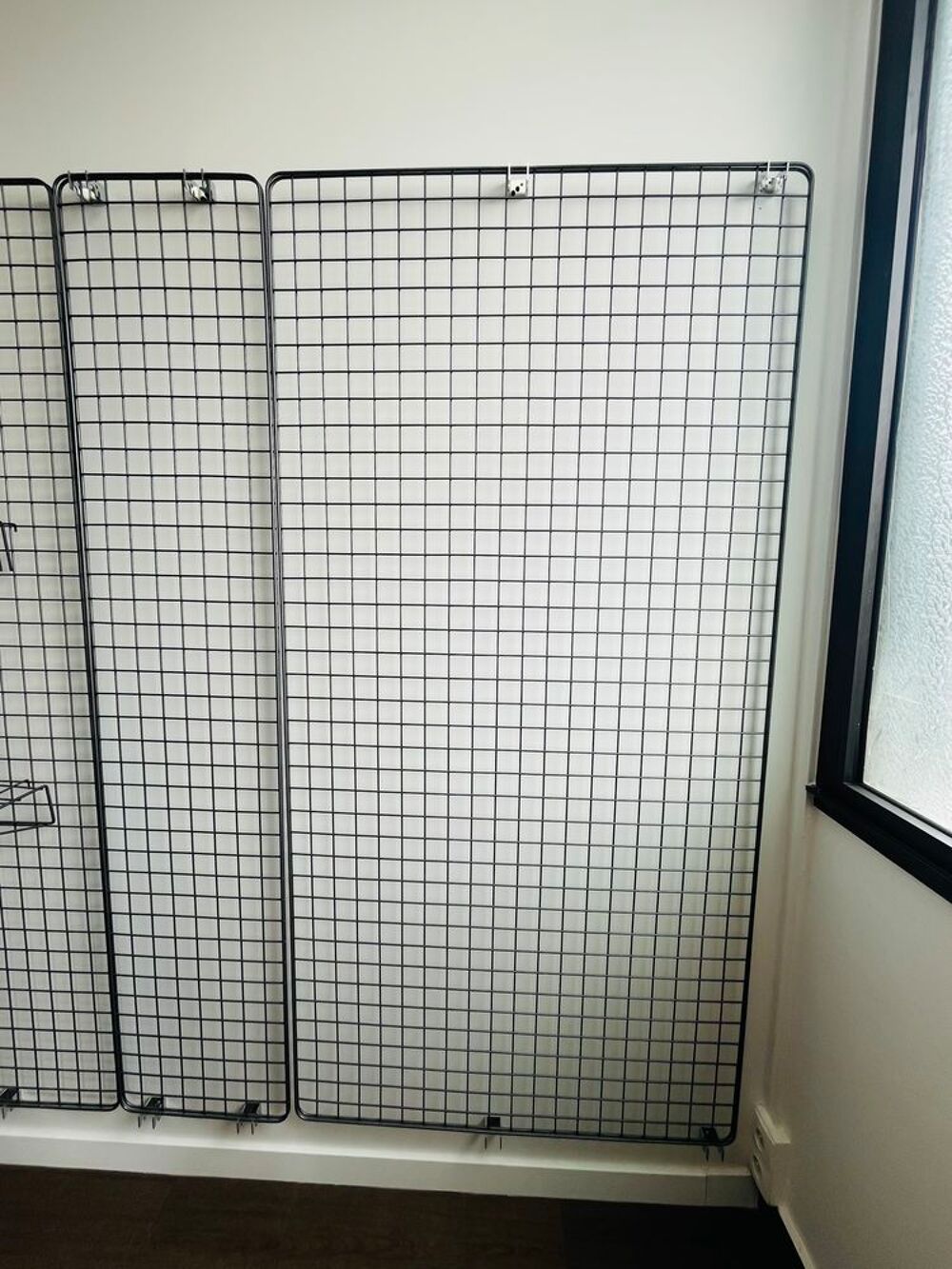 Grille &agrave; fixer 2m x 0,40cm
Bricolage