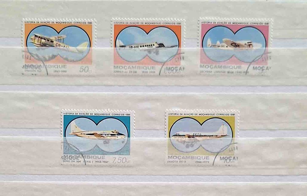 S&eacute;rie de timbres de collection du Mozambique 