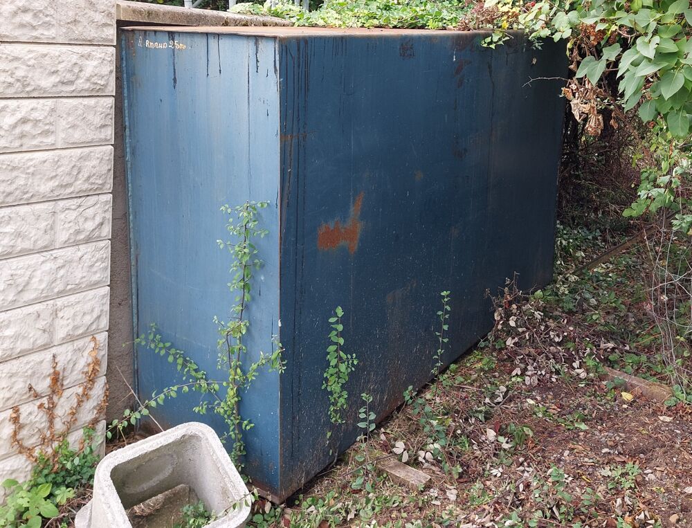 Cuve a fuel 2 500 litres 
Bricolage