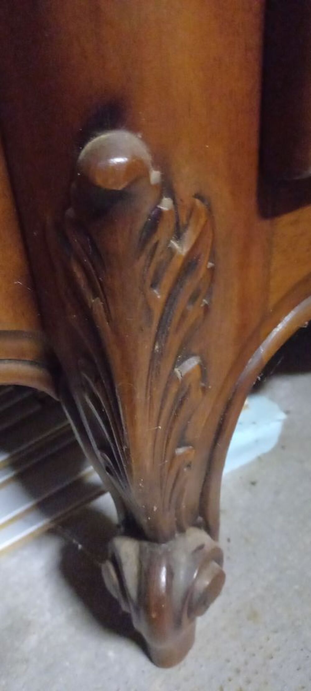 armoire copie d'ancien noyer Meubles