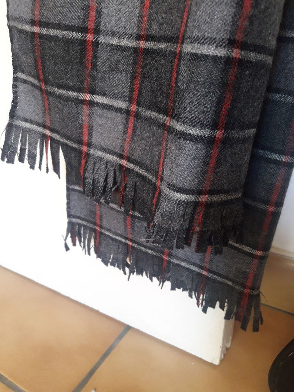 Echarpe carreaux laine Vêtements