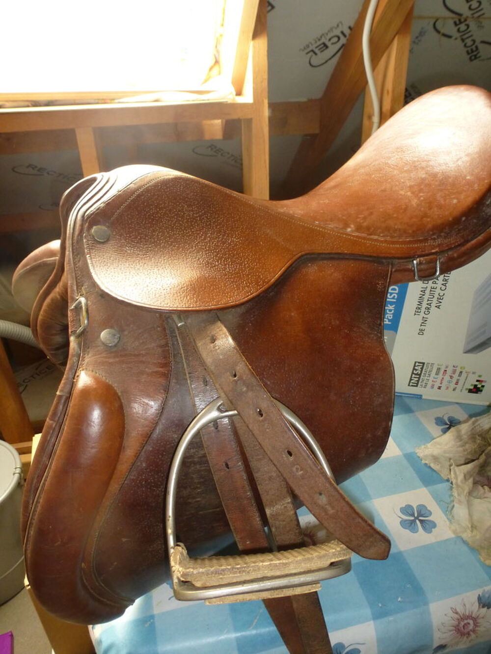   tr�s belle selle d'�quitation  