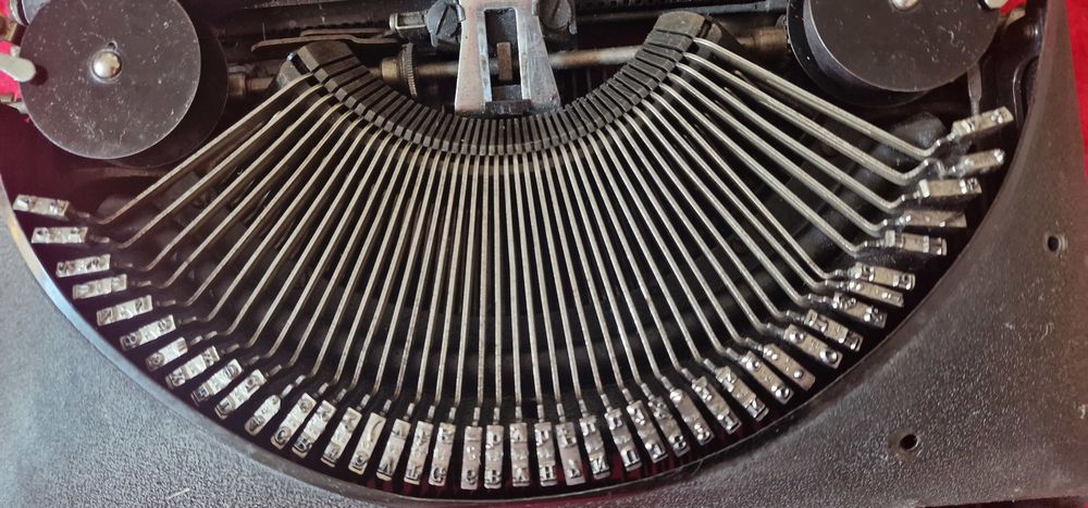 Machine &agrave; &eacute;crire ancienne 
